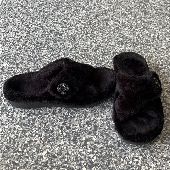 vionic shoes and slippers